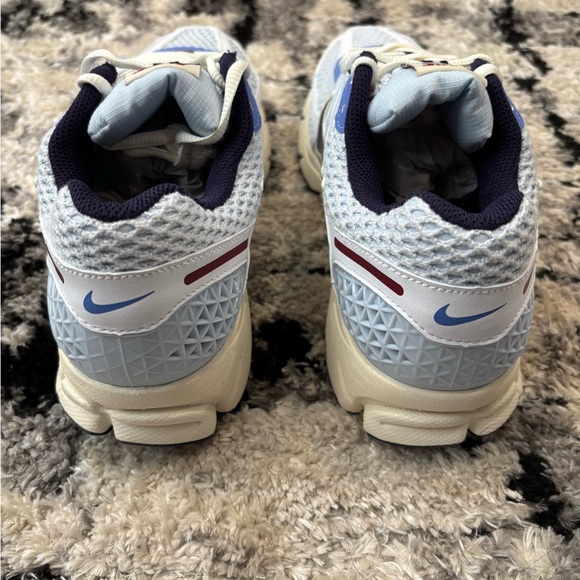 Nike Vomero 5 - Picture 5 of 6